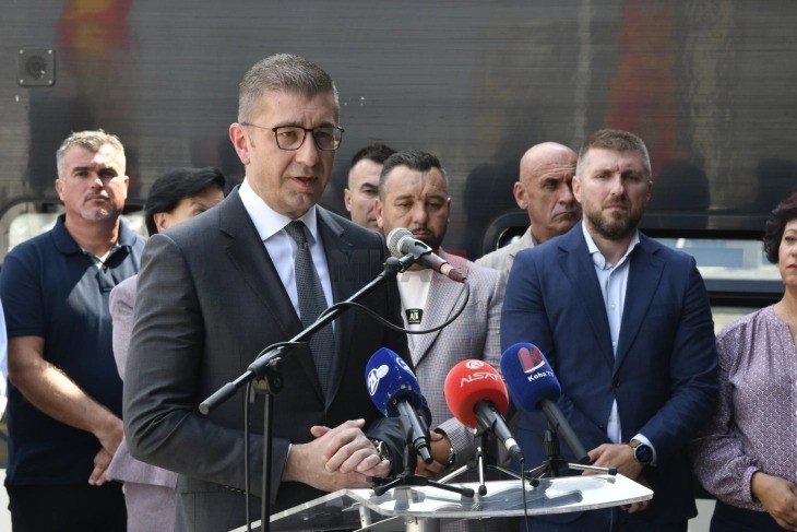 Мицкоски: Условите на делницата Зелениково – Скопје се европски, градскиот воз е чекор напред