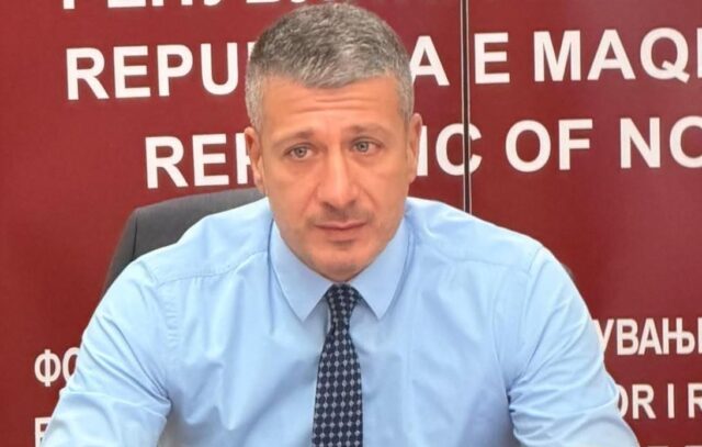 Левица: Перински не може да исплати породилно навреме, ама ќе им праќал контроли на болните