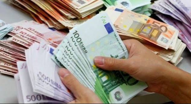 КУЗМАНОВСКА: За што ја задолжија Македонија 4,5 милијарди евра – за јахта, за стан во Дубаи или пак за акции во индиска авиокомпанија?
