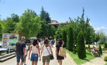 Охрид во јули го посетиле 82 500 туристи, од странските најбројни Турците