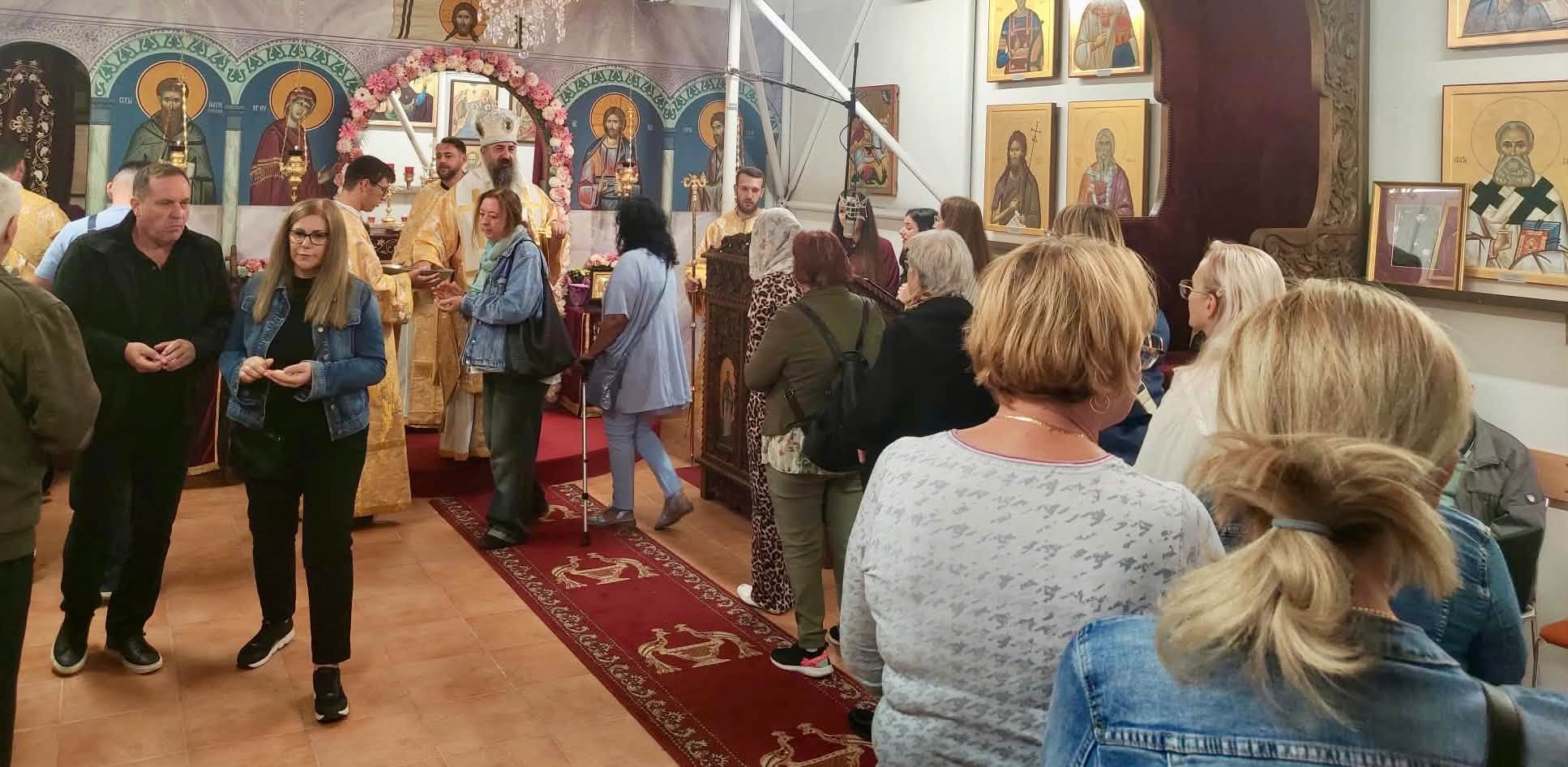Македонците во Виена ја одбележаа Мала Богородица со Света Архиерејска Литургија