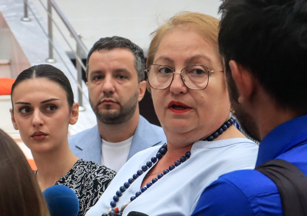 Јавноста реагираше, Јаневска го повлече изборниот предмет сеопфатно сексуално образование за средно