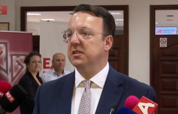Николоски: Проблемот со превозниците се решава со потпишување билатерални договори, се очекува таков и со Австрија