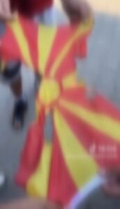 ВИДЕО: Четворица малолетници го запалиле македонското знаме, се пофалиле на ТикТок