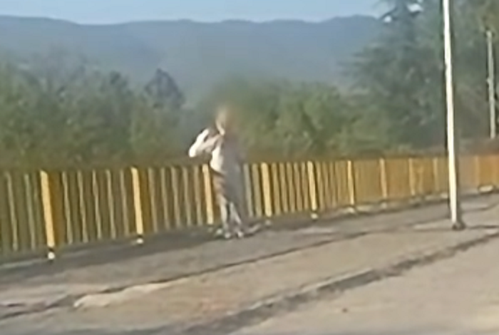(ВИДЕО) МВР: Санкционирана е жената што беше снимена како фрла отпад во Лепeнец