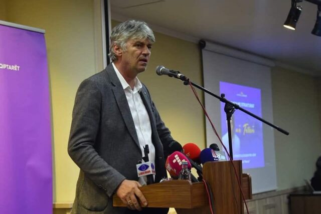 Села засега не се гледа себеси во Владата: Нема да бидеме дел од трговијата со правата на Албанците