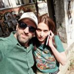 Сашко Коцев и Смиљана прославија 14 години брак – Актерот ја запроси својата сакана пред преполната Универзална сала