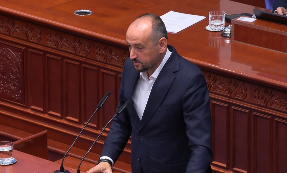 Битиќи до Владата: Каква алтернатива нудите за граѓаните откако го одбивте предлогот за минимална плата од 600 евра?
