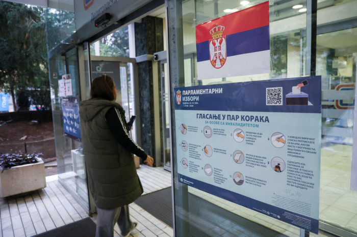 Првични резултати од изборите во Србија: СНС води со 54%, Студентската листа има 36%