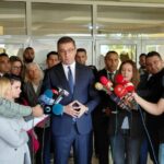 Потврдена средбата Муцунски – Петрова, Мицкоски: Само со дијалог можеме да дојдеме до решение