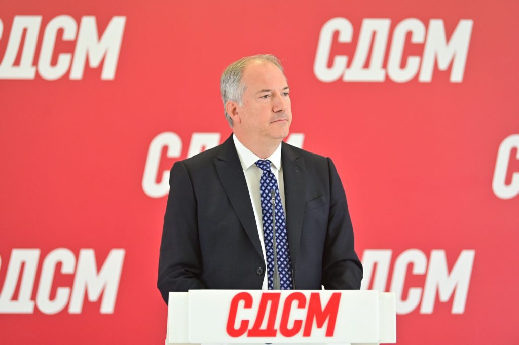СДСМ: Фон дер Лајен му ја зеде лагата на Мицкоски за идентитетот, тој намерно ги разгорува тензиите пред средбата во Бугарија