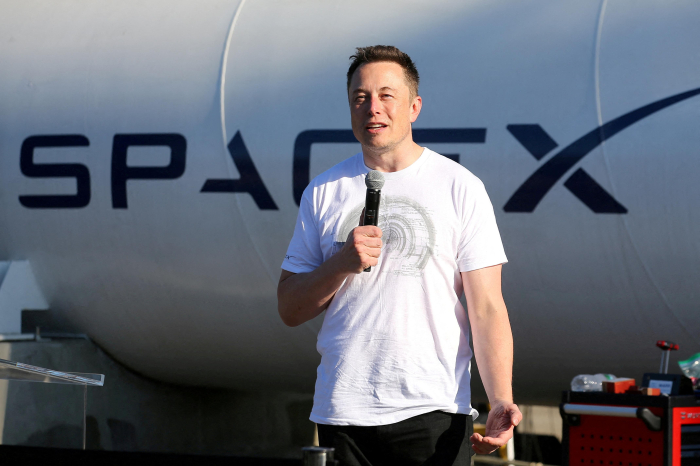 Маск: На секое дете во Америка ќе му подарам по една акција од SpaceX – подарок вреден 10 милијарди долари