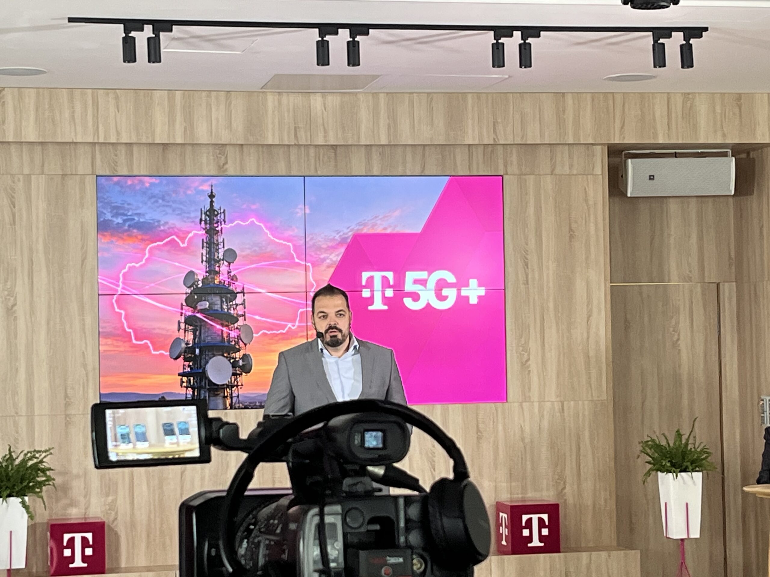 Телеком ја пушти во употреба првата 5G+ мрежа во Македонија