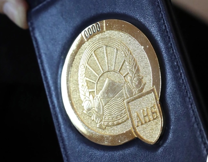 Македонски државјанин под истрага од АНБ за пропагандна мрежа поврзана со странски фактори