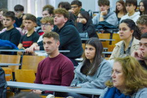 БОЖИНОВСКА: ИНВЕСТИРАМЕ ВО ЗНАЕЊЕ ЗА ПОСИГУРНА И ПООДРЖЛИВА ЕНЕРГЕТИКА