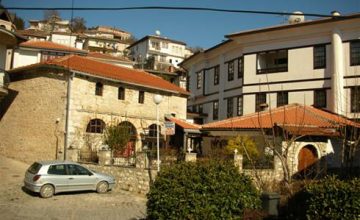 Богослужби во храмот „Свети Никола Геракомија”