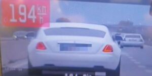 (ВИДЕО) Уапсен е гостиварец кој со „ролс-ројс“ возеше 194 км/ч на автопатот Гостивар – Тетово