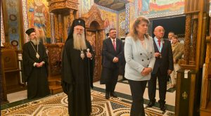 Во изборна кампања, Илијана Јотова на средба со митрополитот Пловдивски Николај