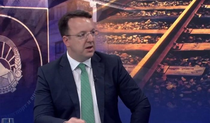 НИКОЛОСКИ: За помало загадување на Скопје еколошки јавен превоз со електрични автобуси, градски воз, БРТ и меѓуградска железница