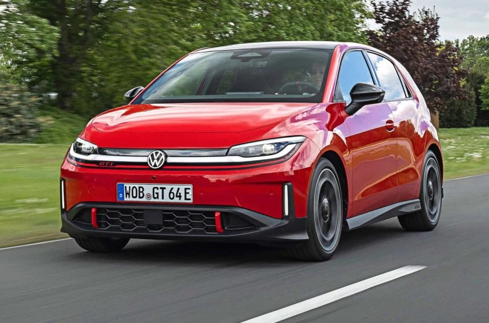 Пристигна електричниот „GTI“: „Volkswagen“ ја откри цената на новиот спортски хечбек (ФОТО/ВИДЕО)