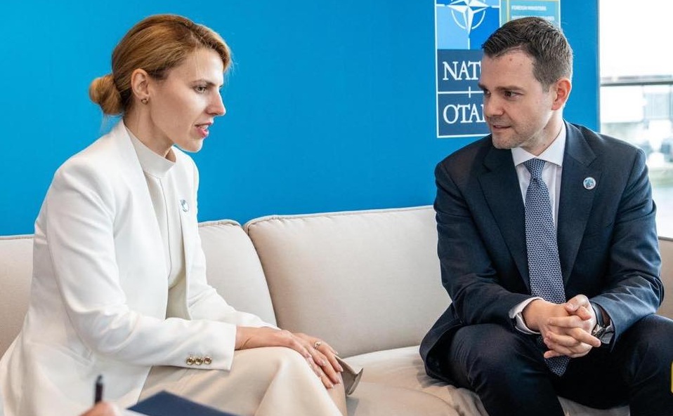 Мицкоски: Потврдена е утрешната средба во Софија, ќе испратиме порака дека само со дијалог може да дојдеме до решение