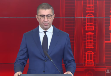 ЛАГА Е ДЕКА МИХАИЛОВА СО АДВОКАТОТ ЛЕГАЛНО ЈА ПРЕМИНАЛА ГРАНИЦАТА: Ива и татко и ќе одговараат кога-тогаш порача Мицкоски