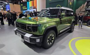 Кинескиот BAW на саемот на автомобили во Париз – Европски премиери и плаг-ин хибриди!