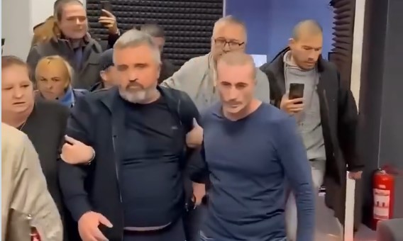 Драгоевиќ за упадот во „Информер“: Претрпевме многу поради Вучиќевиќ, но не се радувам на неговото јавно понижување