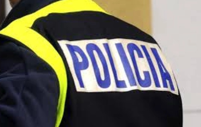 Шпанската полиција го расчисти мигрантскиот камп во Сеута