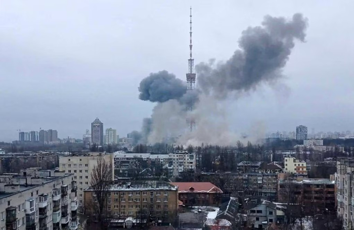 Киев рано утрово повторно цел на руски напади со ракети и дронови