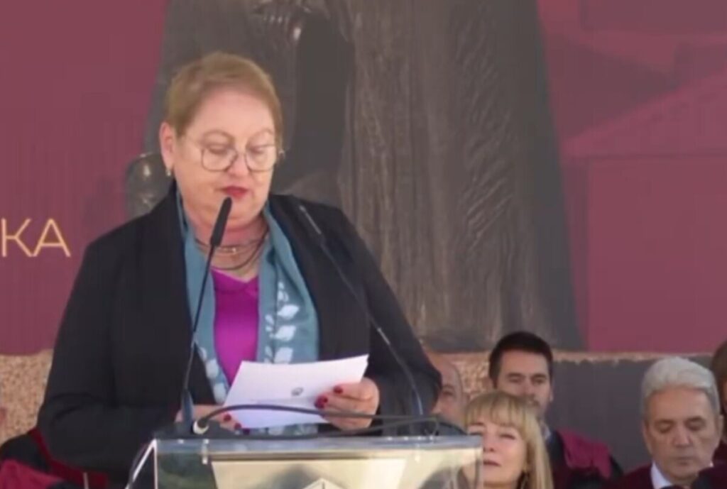 Пораки за знаење, критичко размислување и татковина – Јаневска, Сиљановска и Мицкоски со порака до студентите