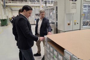 Нови инвестиции, 2.000 работни места и повисок извоз: Македонија ја зајакнува индустриската база