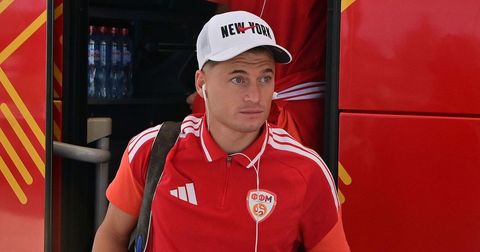 ФОТО: Македонија „летна“ кон Швајцарија, Алиоски патува со тимот