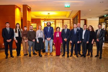 ПОТРЕБА ОД ОТВОРАЊЕ ЗАЕМНИ КУЛТУРНИ ЦЕНТРИ: Македонската дијаспора во Будимпешта на средба со Сиљановска-Давкова