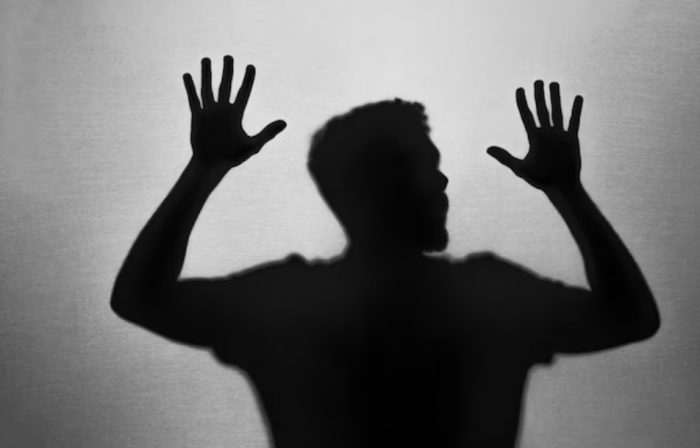 СИЛУВАЊЕ ВО КРИВА ПАЛАНКА: Дедо e осомничен за извршување полов напад и силување врз баба во кривопаланечко село