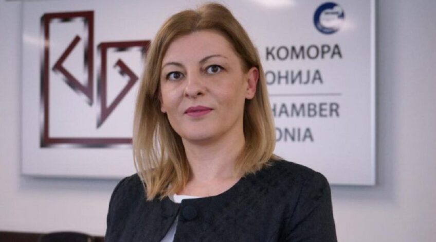 „Граѓаните не ги знаат верските празници, сакаат само да си спојат за викенд“, вели Димовска