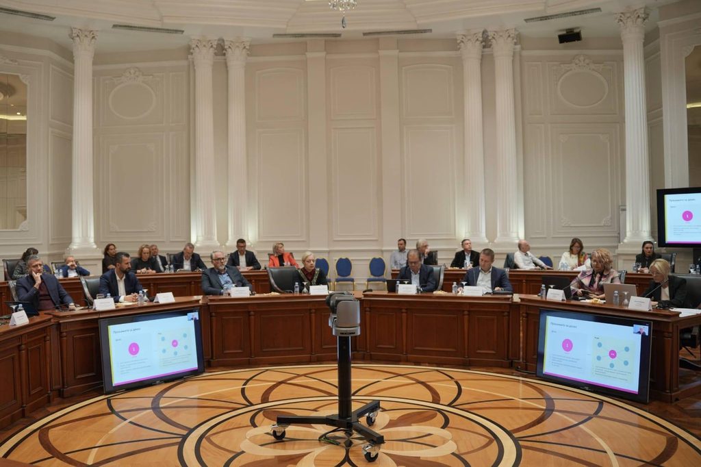 За првпат во историјата на Македонија: Онколошката грижа на маса на највисоко ниво