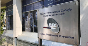 Студентите бараат итни оставки на генералниот директор и уредништвото во РТС