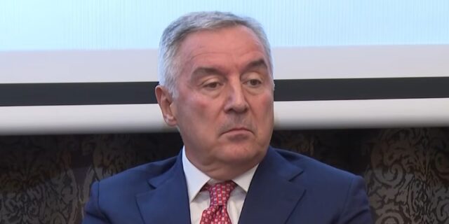 Ѓукановиќ одговори на обвинувањата за Сребреница: „Не можат да го прикријат својот срам“