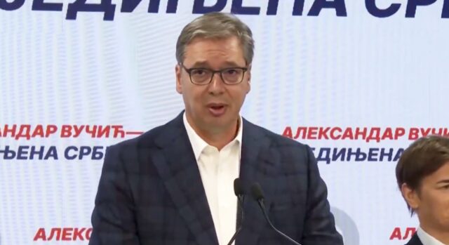Британски „Тајмс“: Вучиќ подготвувал државен удар по поразот на изборите, пресвртот се случил во 21:30 часот