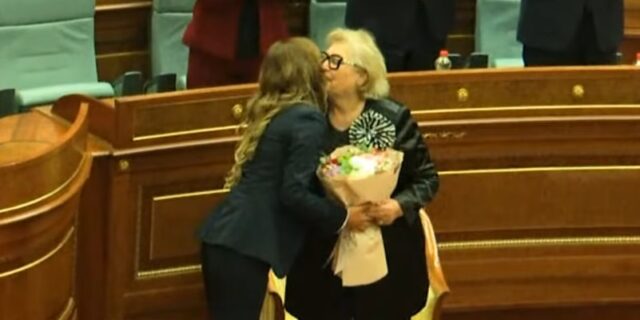 Јустина Широка Пула избрана за претседателка на Косово во последен момент