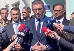 Мицкоски: Средбата со Фон дер Лајен беше содржајна и пријателска – ја демантирам опозицијата