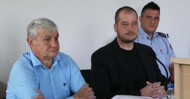 ДИРЕКТОРОТ АНАКИЕВ МЕ НАТЕРА ДА РАБОТАМ ПРОТИВ СЕБЕ, ПО ШТО КАЧИВ ПРИТИСОК И ШЕЌЕР, БАРАВ МИСЛЕЊЕ ОД АДВОКАТ И ОД СИНДИКАТОТ, СВЕДОЧИ ИНСПЕКТОРКА НА СУДЕЊЕТО ЗА МИТО ОД 50.000 ЕВРА ВО ГАРАЖА