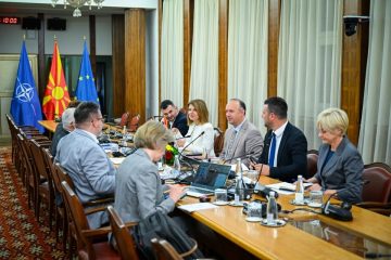 ДЕЦЕНТРАЛИЗАЦИЈАТА Е ВАЖЕН ДЕМОКРАТСКИ ПРИНЦИП: Одлуките за заедниците треба да се носат на локално ниво, порача Гаши