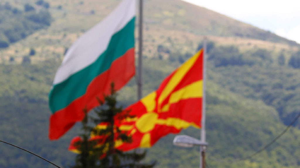 Мицкоски: Со Бугарија очекувам средба на коњопој – Жерновски: Мицкоски има стратегија да ја поткопа можноста за средба
