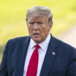 Трамп: Потешко е да се преговара со Зеленски отколку со Путин