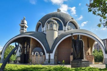 ГОЛЕМ ЦРКВЕН ЈУБИЛЕЈ ВО СКОПЈЕ: Соборна литургија за 40 години епископска служба на архиепископот Стефан