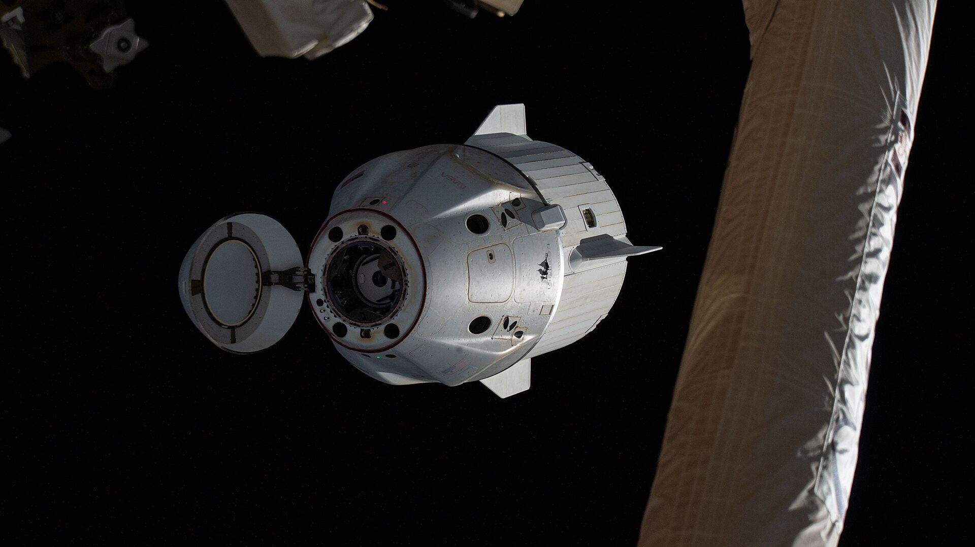 КОЛКУ ОД ЛОНДОН ДО ЊУЈОРК: SpaceX Crew-13 се спои со Меѓународната вселенска станица за помалку од 8 часа од лансирањето