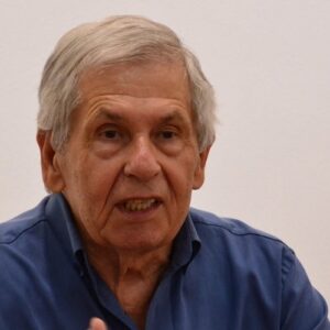 Денес роденден слави нашиот сликар и хуманист Живко Поповски-Цветин – човекот кој преку цвеќето ја шири пораката за мир