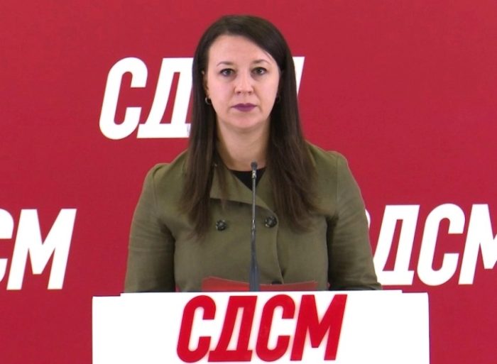 СДСМ: Младеновска и денеска од Бихаќска на работниците им „подели“ 600 евра минимална плата и финансиска помош на земјоделците